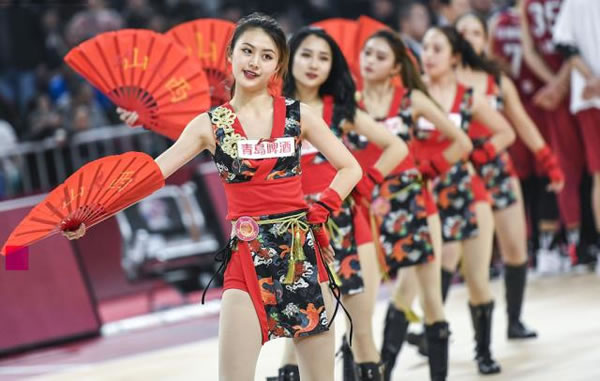 离谱！WCBA重罚内蒙古女篮：罚5万+取消评奖，辱骂李梦不堪入耳